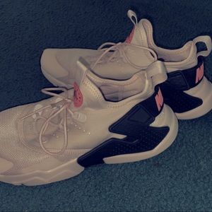 These are light pink Nike Huaraches that have rarely been worn and are like new.
